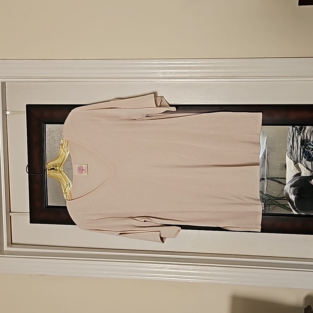 Beige Blouse XL.